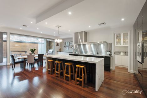 Property photo of 33 Staughton Road Glen Iris VIC 3146