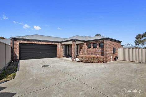 Property photo of 2/5 Ilvia Way Sebastopol VIC 3356