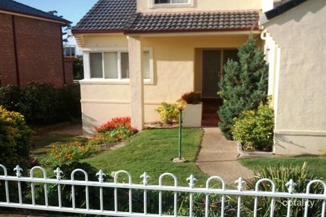 8 Prairievale Rd, South Hurstville, NSW 2221