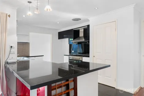 Property photo of 110 Narr-Maen Drive Croydon Hills VIC 3136