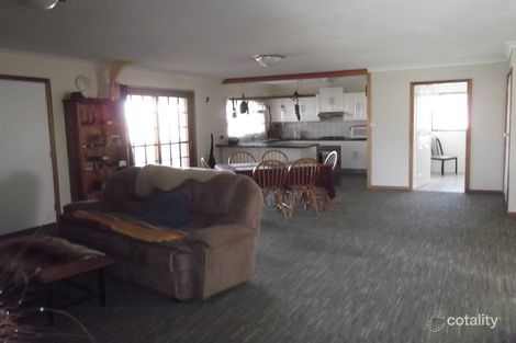 Property photo of 8 Taragala Street Cowra NSW 2794