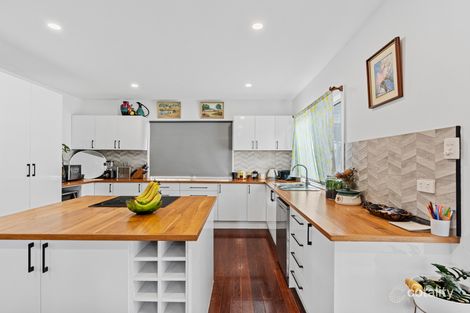 Property photo of 11 Moolabin Crescent Yeerongpilly QLD 4105