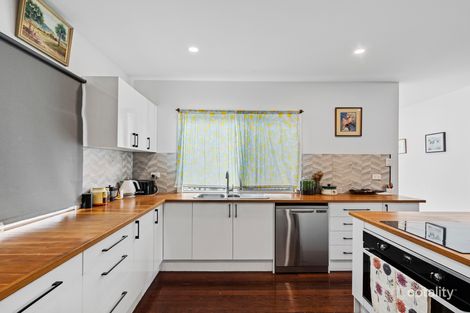 Property photo of 11 Moolabin Crescent Yeerongpilly QLD 4105