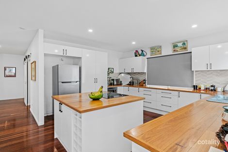 Property photo of 11 Moolabin Crescent Yeerongpilly QLD 4105