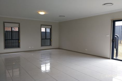 Property photo of 4 Carcoola Way Jordan Springs NSW 2747