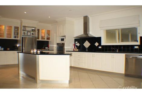 32 Catona Cres, Cobram, VIC 3644