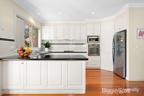 Property photo of 2/53 Price Avenue Mount Waverley VIC 3149