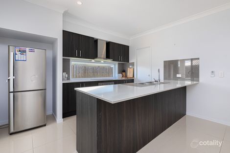 Property photo of 39 Sandstone Boulevard Ningi QLD 4511