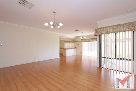 Property photo of 10 Chicladoo Close Canning Vale WA 6155