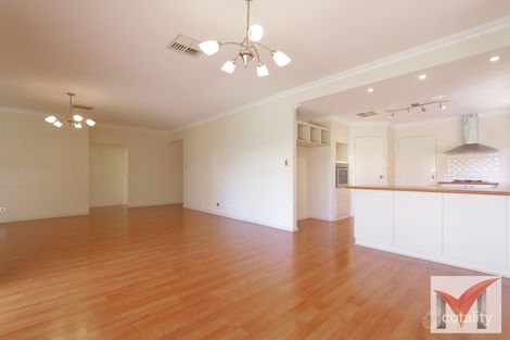 Property photo of 10 Chicladoo Close Canning Vale WA 6155