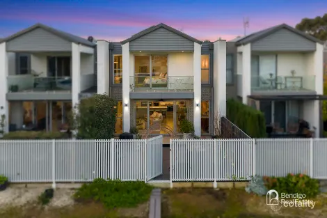 Property photo of 18 Carnegie Way Bendigo VIC 3550