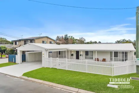 13 Meredith Pl, Redland Bay, QLD 4165