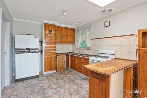 Property photo of 34 Howitt Avenue Corio VIC 3214
