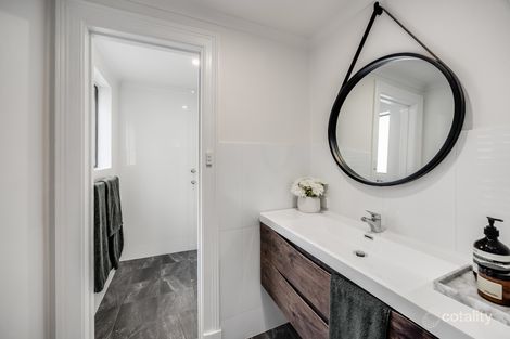 Property photo of 14 Wright Court Adelaide SA 5000