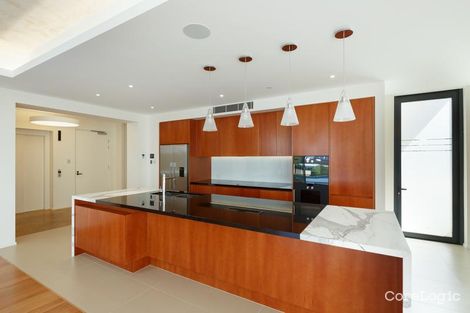 Property photo of 1/24 Oxlade Drive New Farm QLD 4005