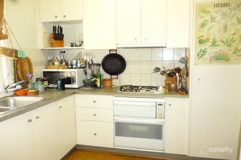 Property photo of 6 Graylings Grove St Kilda East VIC 3183