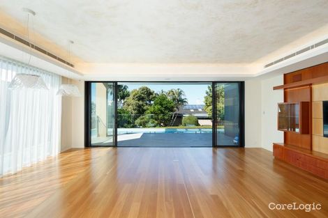 Property photo of 1/24 Oxlade Drive New Farm QLD 4005