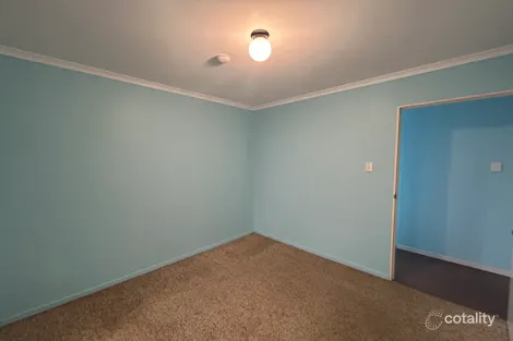 Property photo of 9 Holmes Drive Beaconsfield QLD 4740