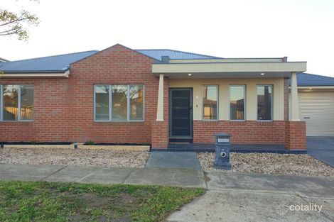 Property photo of 6 Downes Way Deer Park VIC 3023