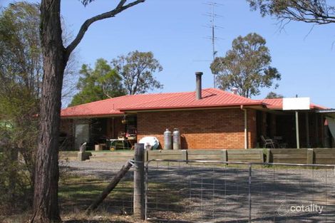 8 William St, Meringandan West, QLD 4352