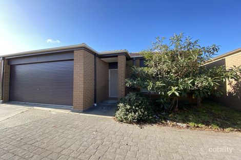 25 Belvoir Gdns, Derrimut, VIC 3026