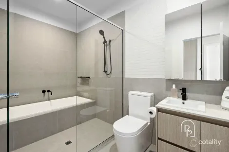 Property photo of 4 Bellavista Drive Tyabb VIC 3913