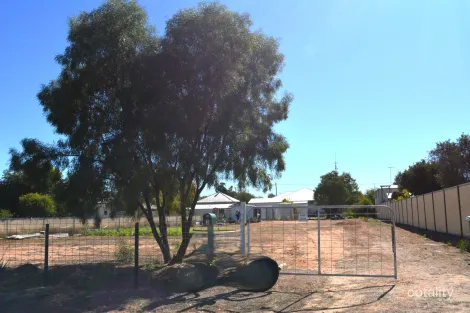 3 Petunia St, Blackall, QLD 4472