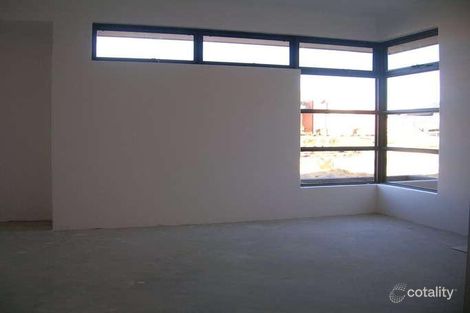 Property photo of 11 Meneguz Drive Tapping WA 6065