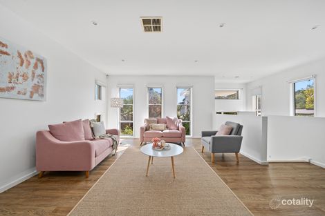 Property photo of 2/6 Aurora Close Mawson ACT 2607