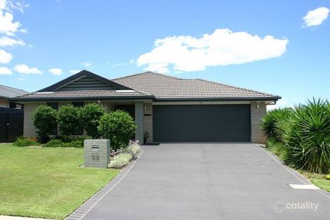 33 Lancaster Cct, Redland Bay, QLD 4165