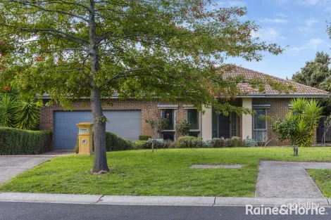 12 Cassandra Cl, Gisborne, VIC 3437