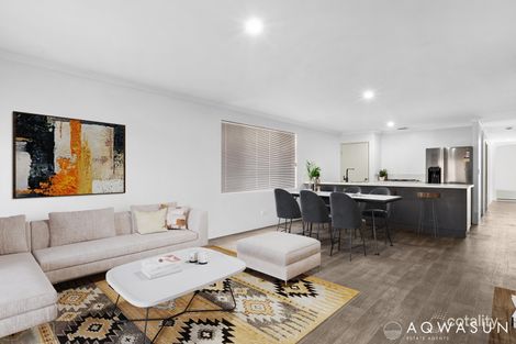 16 Bonnington Loop, Madora Bay, WA 6210