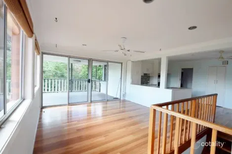 Property photo of 4 Lyndel Place Castle Hill NSW 2154