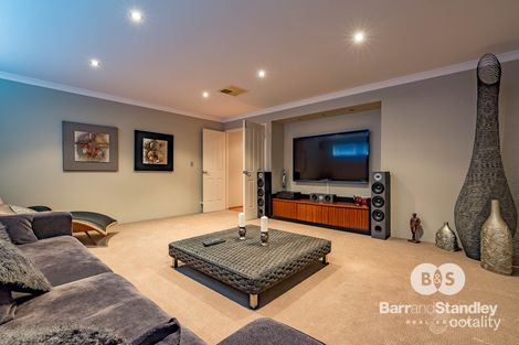 Property photo of 43 Millbridge Boulevard Millbridge WA 6232