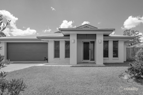 3 Habitat Cct, Cooloola Cove, QLD 4580