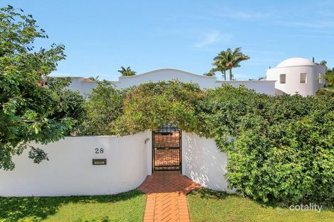 Property photo of 28 Deborah Avenue Benowa QLD 4217