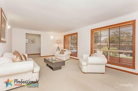 Property photo of 17 Coolidge Court Stretton QLD 4116