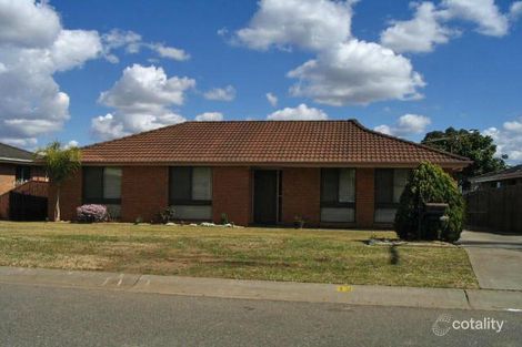 12 Ontario Ave, St Clair, NSW 2759