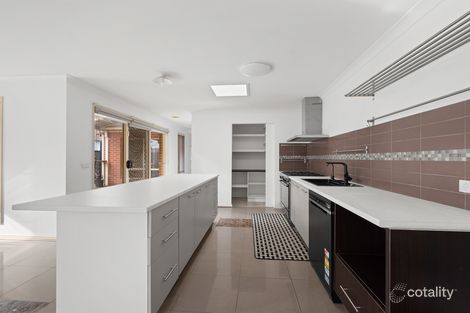 Property photo of 17 Sinclair Green Derrimut VIC 3026