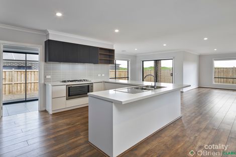 5 Pandanus Ct, Warragul, VIC 3820