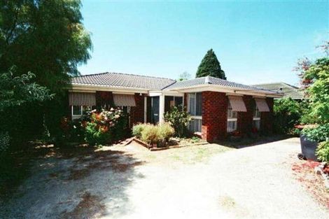Property photo of 16 Grayson Drive Scoresby VIC 3179