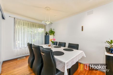Property photo of 8 Adelong Court Dandenong North VIC 3175
