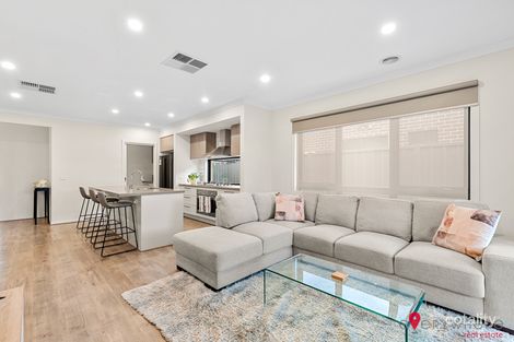 Property photo of 10 Distinctive Drive Rockbank VIC 3335