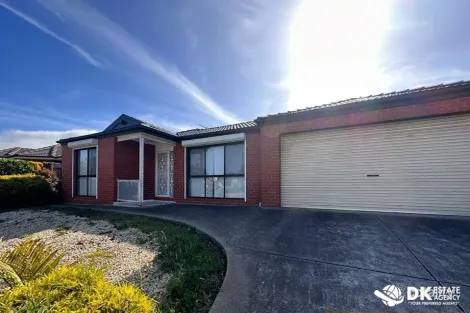 17 Drystone Cres, Cairnlea, VIC 3023