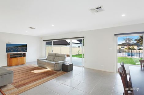 Property photo of 7 Eulalia Avenue Point Frederick NSW 2250