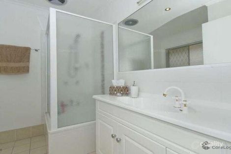 Property photo of 5/32 Murlong Crescent Palm Beach QLD 4221