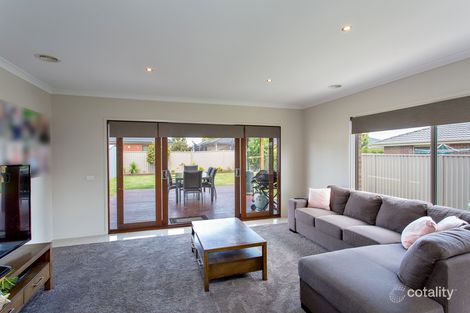 Property photo of 11 Tangerine Street Alfredton VIC 3350