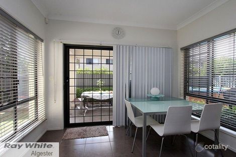 Property photo of 2 Coneybeer Place Eight Mile Plains QLD 4113