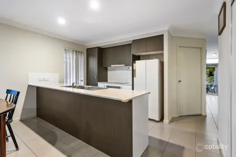Property photo of 8 Denham Crescent North Lakes QLD 4509