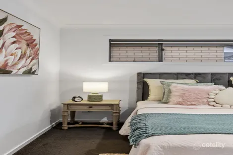 Property photo of 21 Leyland Drive Narre Warren South VIC 3805